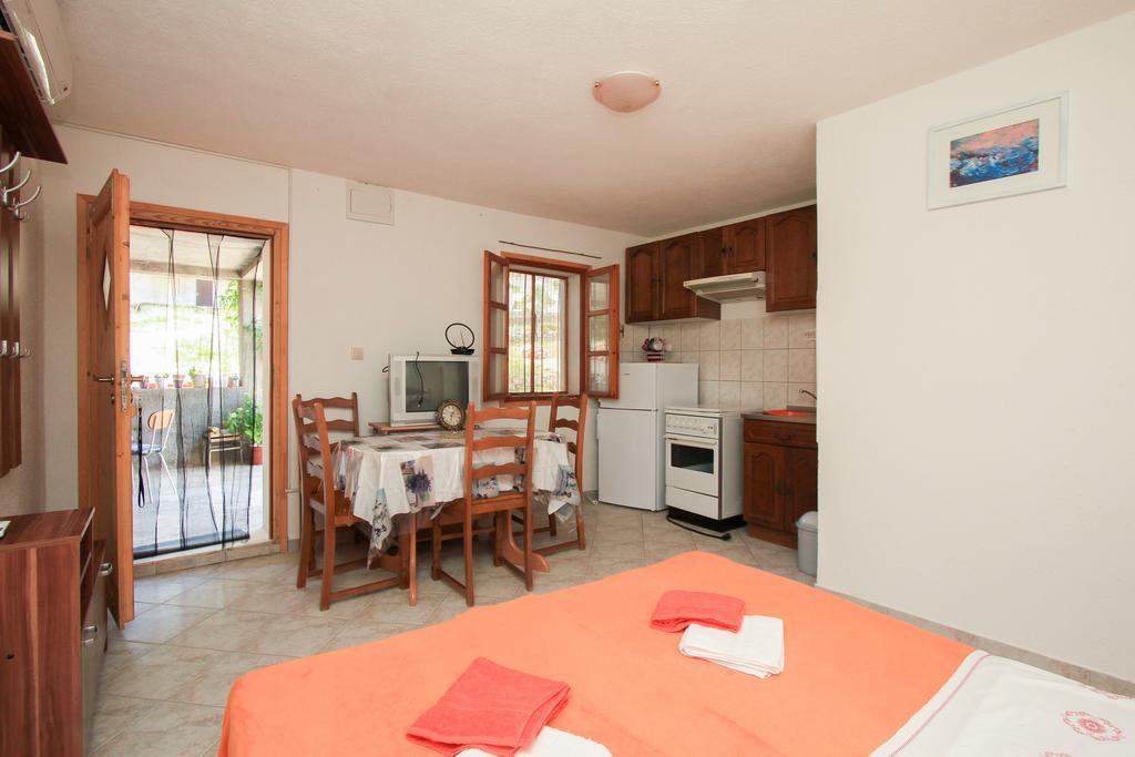 Robinson Braco Apartment Bogomolje Luaran gambar
