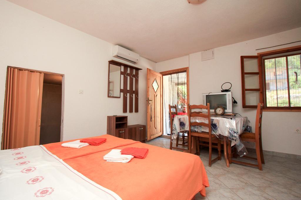 Robinson Braco Apartment Bogomolje Luaran gambar