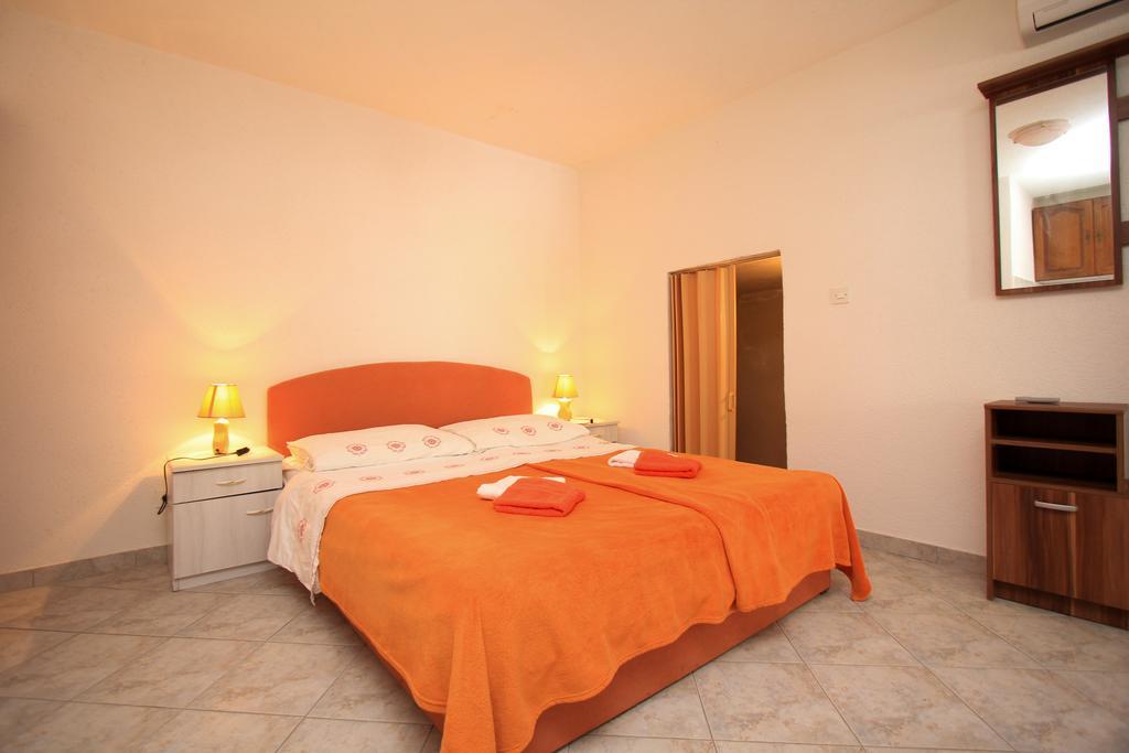 Robinson Braco Apartment Bogomolje Luaran gambar